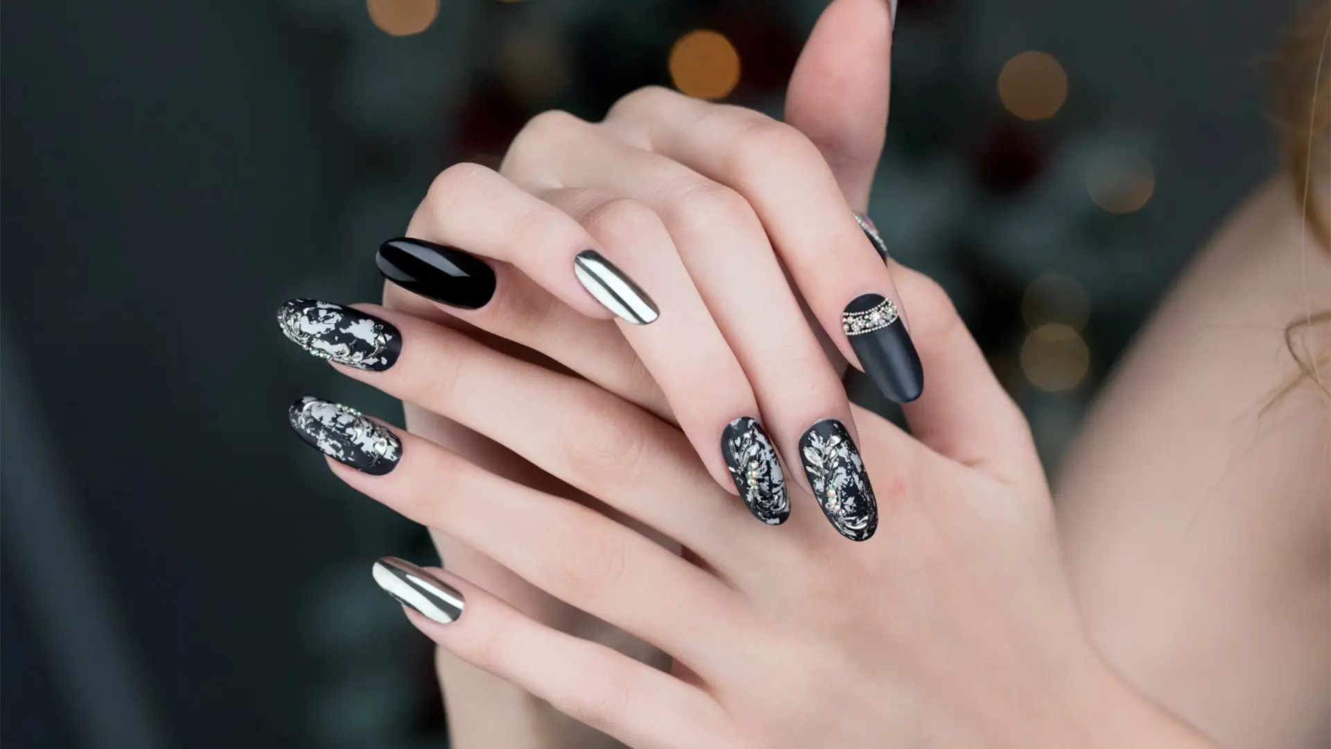 Üçyol Protez Tırnak